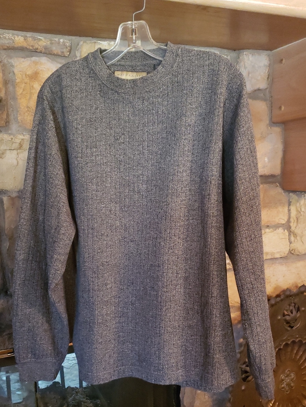NATURAL LIFE Men's Crewneck Sweater in Heather Gray